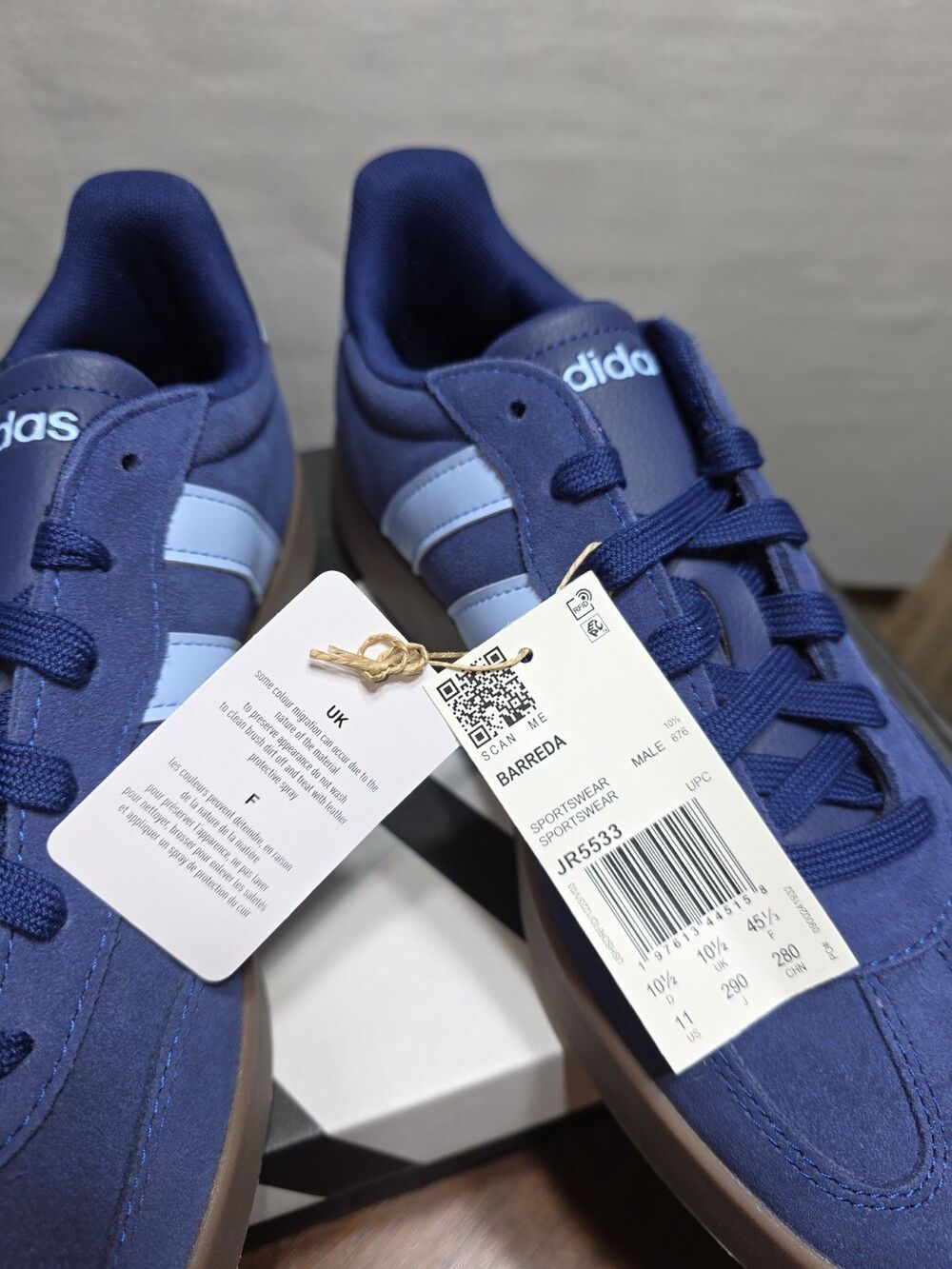 Adidas Barreda Blue Gum Sole Sneakers Mens Size 11 JR5533 NWT - Picture 6 of 8